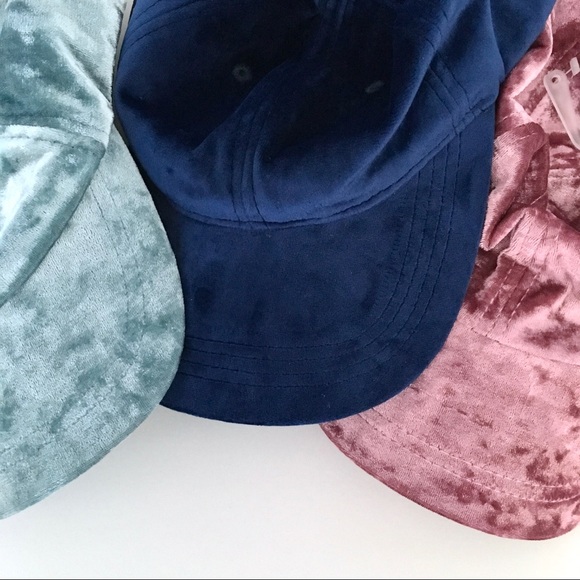 Light Blue Crushed Velvet Baseball Hat, NWT - Picture 4 of 5